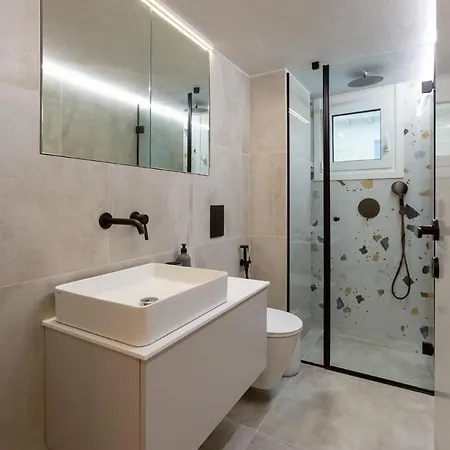 Saint Pink 54 Apartment Kalamata